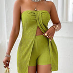 Solid Color Twisted Front Split Green Strapless Top And Shorts Set With Textured Fabric Design