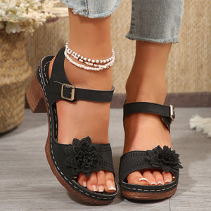 Women's Flowers Chunky Heel Sandals