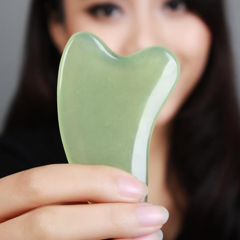 Beauty jade scraping