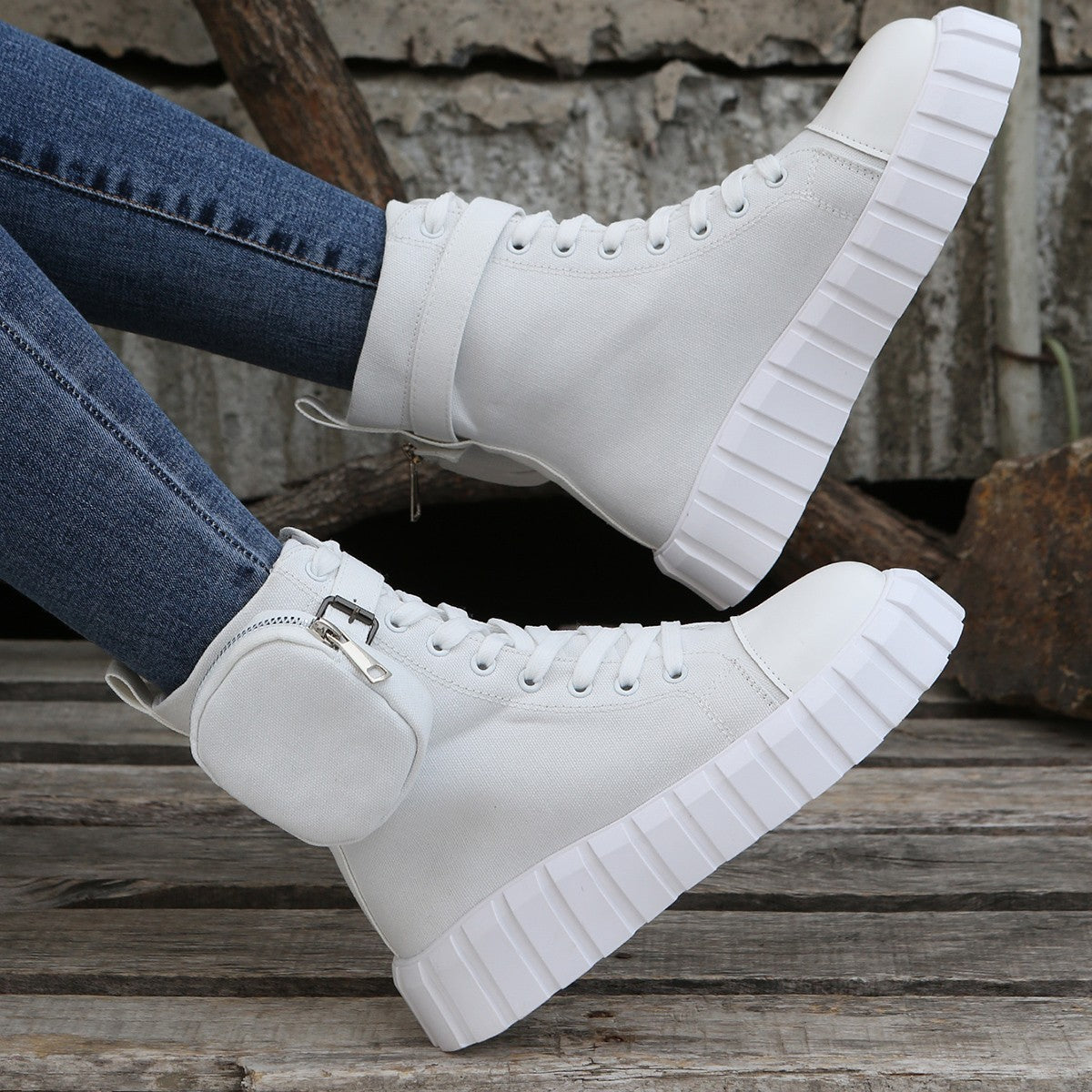 New Bags Fashionable Breathable High-top Canvas Shoes For Women